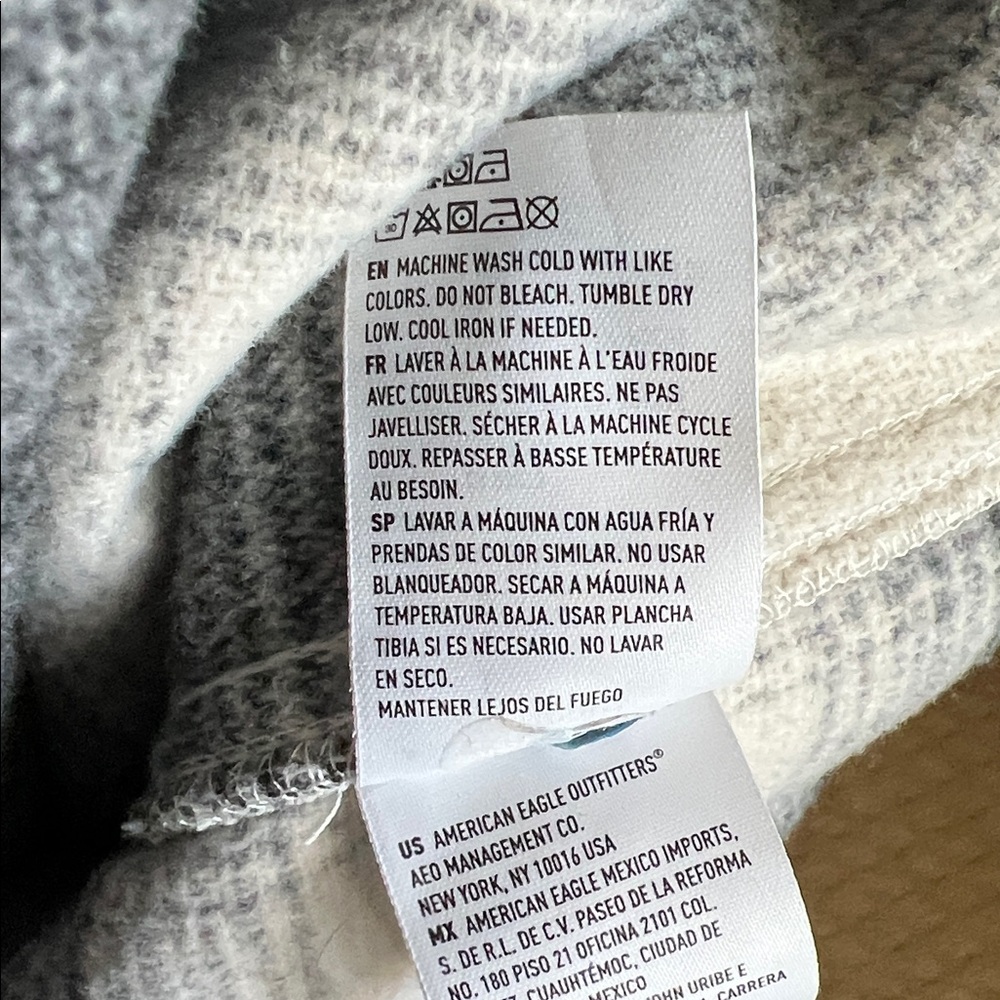 American Eagle Outfitters AEO Unisex Black Gray White Plaid Jacket Coat Shacket - Picture 7 of 11